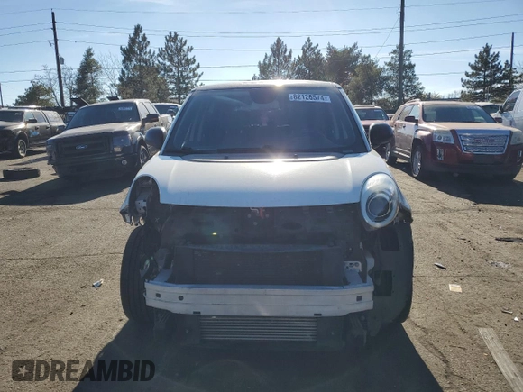 2017 FIAT 500L Trekking z VIN ZFBCFADH5HZ040117, wystawiony jako Copart lot #82126574 z przebiegiem 80 025 mil mil oraz Szkody całkowita. Historia ofert i sprzedaży dostępna na DreamBid. Obrazek 5.