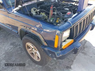 2001 Jeep Cherokee Sport with VIN 1J4FF58S21L612724, listed as a IAAI auction lot 41668763 with 122,464 mi miles and . Bid and sale history available at DreamBid. Image 6.