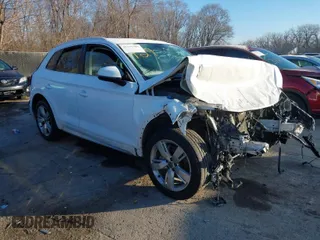 2018 Audi Q5 Premium Plus with VIN WA1BNAFY9J2204115, listed as a IAAI auction lot 41216503 with 1 mi miles. Bid and sale history available at carsss.com. Image 1.