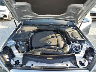 2021 Mercedes-Benz E 350 z VIN W1KZF8EB7MA933821, wystawiony jako Copart lot #50354235 z przebiegiem 32 299 mil mil oraz Nie do naprawy • Non repairable. Historia ofert i sprzedaży dostępna na DreamBid. Obrazek 11.