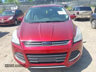 2013 Ford Escape SE z VIN 1FMCU9GX4DUB45402, wystawiony jako IAAI lot #42550068 z przebiegiem 238 520 mil mil oraz . Historia ofert i sprzedaży dostępna na DreamBid. Obrazek 12.
