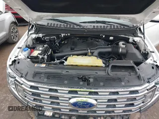 2019 Ford Expedition XLT with VIN 1FMJU1HT9KEA37773, listed as a IAAI auction lot 41537479 with 91,544 mi miles. Bid and sale history available at carsss.com. Image 10.