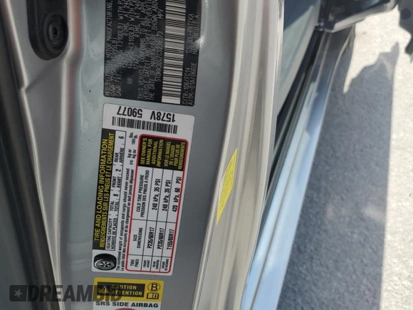 2012 Toyota Sienna LE AAS z VIN 5TDKK3DC7CS238373, wystawiony jako Copart lot #61186245 z przebiegiem 200 950 mil mil oraz Szkoda całkowita • Salvage title. Historia ofert i sprzedaży dostępna na DreamBid. Obrazek 14.