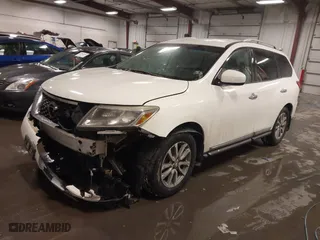 2015 Nissan Pathfinder SV with VIN 5N1AR2MM6FC707562, listed as a IAAI auction lot 41583888 with 145,000 mi miles. Bid and sale history available at carsss.com. Image 18.