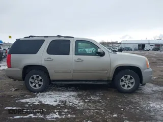 2009 GMC Yukon SLT 4SB with VIN 1GKFK33009R240793, listed as a IAAI auction lot 41418512 with 159,931 mi miles and . Bid and sale history available at DreamBid. Image 13.