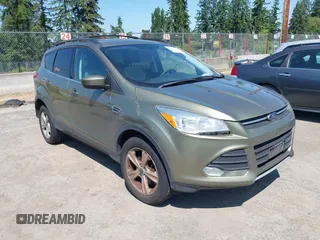 2013 Ford Escape SE с VIN 1FMCU9G91DUD19623, выставлен на аукционе IAAI как лот 42407612 с пробегом 159 701 миль миль и . История ставок и продаж доступна на DreamBid. Изображение 1.