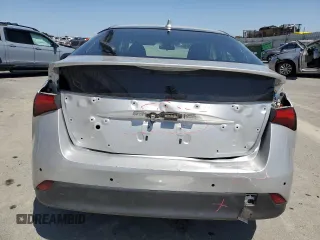 2020 Toyota Prius L Eco with VIN JTDKARFUXL3120671, listed as a Copart auction lot 57913335 with 67,933 mi miles and Salvage title. Bid and sale history available at DreamBid. Image 6.