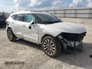 2024 Chevrolet Blazer Premier z VIN 3GNKBFR43RS180910, wystawiony jako Copart lot #72162554 z przebiegiem Nie podano mil oraz Szkoda całkowita • Salvage title. Historia ofert i sprzedaży dostępna na DreamBid. Obrazek 4.