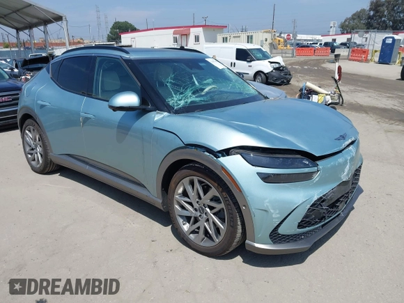 2023 Genesis GV60 Advanced z VIN KMUKCDTC8PU010482, wystawiony jako IAAI lot #42087483 z przebiegiem 92 233 mil mil oraz . Historia ofert i sprzedaży dostępna na DreamBid. Obrazek 1.