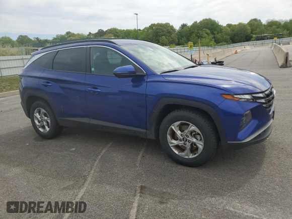 2023 Hyundai Tucson SEL z VIN 5NMJBCAE2PH215531, wystawiony jako Copart lot #56752025 z przebiegiem 65 519 mil mil oraz Czysty tytuł • Clean title. Historia ofert i sprzedaży dostępna na DreamBid. Obrazek 4.