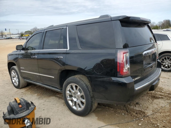 2015 GMC Yukon Denali with VIN 1GKS1CKJ2FR547342, listed as a Copart auction lot 45025075 with 189,942 mi miles and Salvage Title. Bid and sale history available at carsss.com. Image 2.