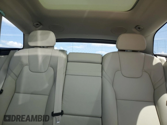 2020 Volvo XC60 Inscription с VIN YV4A22RL9L1575782, выставлен на аукционе Copart как лот 58607045 с пробегом 47 963 миль миль и Списание • Salvage title. История ставок и продаж доступна на DreamBid. Изображение 10.