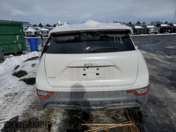 2023 Kia Niro Wave with VIN KNDCT3L10P5040523, listed as a Copart auction lot 89325305 with 8,287 mi miles and Salvage Title. Bid and sale history available at DreamBid. Image 6.
