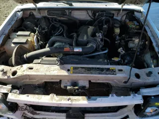 2005 Ford Ranger XL with VIN 1FTYR14UX5PA84824, listed as a Copart auction lot 47298605 with 147,676 mi miles and Salvage Title. Bid and sale history available at carsss.com. Image 11.