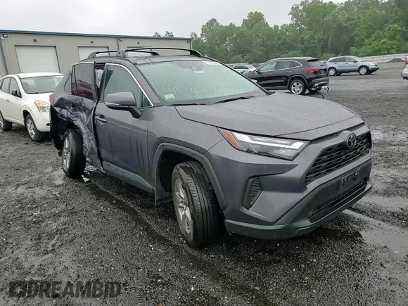 2024 Toyota RAV4 XLE with VIN 2T3P1RFV4RC481450, listed as a Copart auction lot 61083895 with 16,002 mi miles and Salvage title. Bid and sale history available at DreamBid. Image 14.