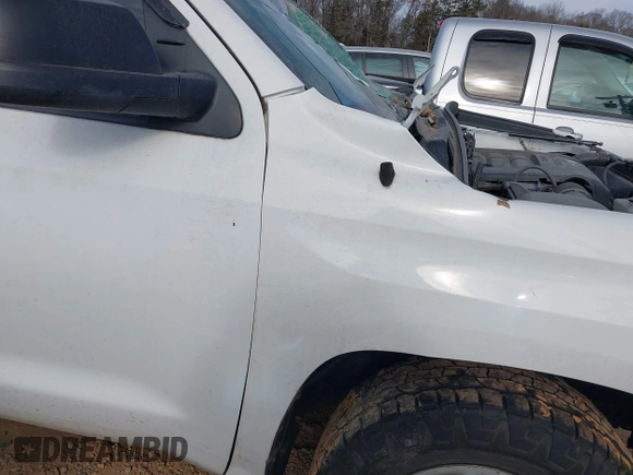 2016 Toyota Tundra 4WD Truck SR with VIN 5TFUW5F13GX569472, listed as a IAAI auction lot 41174168 with 181,703 mi miles. Bid and sale history available at carsss.com. Image 21.