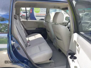2006 Toyota Highlander z VIN JTEGP21A760095481, wystawiony jako IAAI lot #42307399 z przebiegiem 145 408 mil mil oraz . Historia ofert i sprzedaży dostępna na DreamBid. Obrazek 8.