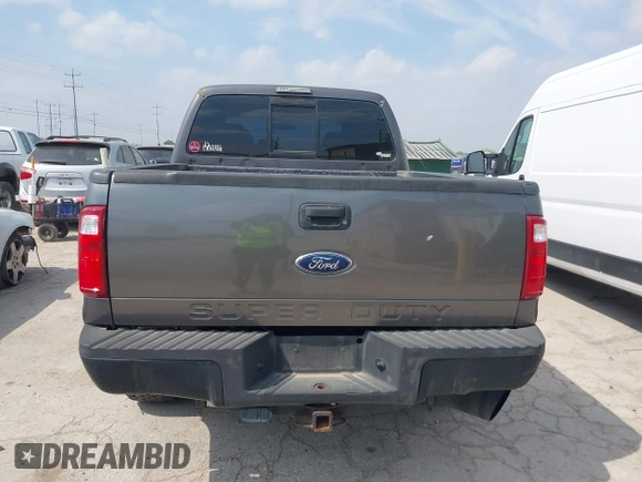 2008 Ford Super Duty F-250 SRW XL with VIN 1FTSW21R18ED60117, listed as a IAAI auction lot 42072677 with 334,421 mi miles. Bid and sale history available at carsss.com. Image 16.