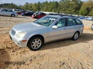2002 Mercedes-Benz C 230/260/280/320 with VIN WDBRH64J72F150577, listed as a Copart auction lot 49425585 with 241,254 mi miles and Salvage title. Bid and sale history available at DreamBid. Image 1.