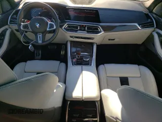 2022 BMW X5 M z VIN 5YMJU0C06N9M49374, wystawiony jako Copart lot #41621645 z przebiegiem 36 242 mil mil oraz Szkoda całkowita • Salvage title. Historia ofert i sprzedaży dostępna na DreamBid. Obrazek 8.
