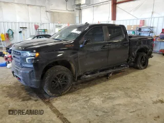 2020 Chevrolet Silverado 1500 LT Trail Boss with VIN 1GCPYFEL6LZ308318, listed as a Copart auction lot 45527615 with 45,415 mi miles and Salvage Title. Bid and sale history available at carsss.com. Image 1.