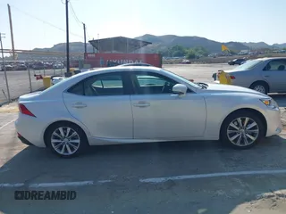 2016 Lexus IS 200t с VIN JTHBA1D21G5021832, выставлен на аукционе IAAI как лот 42452936 с пробегом 69 249 миль миль и . История ставок и продаж доступна на DreamBid. Изображение 13.
