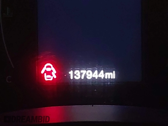 2016 Jeep Renegade Latitude with VIN ZACCJBBT5GPD69471, listed as a IAAI auction lot 40650863 with 137,944 mi miles. Bid and sale history available at carsss.com. Image 15.