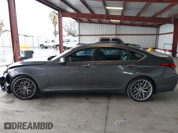 2015 Hyundai Genesis 3.8L with VIN KMHGN4JE8FU071736, listed as a IAAI auction lot 41732022 with 92,361 mi miles. Bid and sale history available at carsss.com. Image 14.