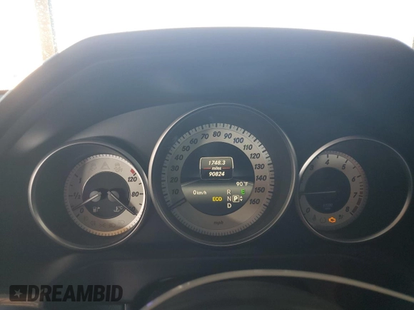 2014 Mercedes-Benz E 350 Sport with VIN WDDHF5KB9EB048935, listed as a Copart auction lot 56600025 with 90,824 mi miles and Salvage title. Bid and sale history available at DreamBid. Image 9.