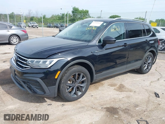 2023 Volkswagen Tiguan SE with VIN 3VVMB7AXXPM003447, listed as a IAAI auction lot 42566061 with 39,185 mi miles and . Bid and sale history available at DreamBid. Image 17.