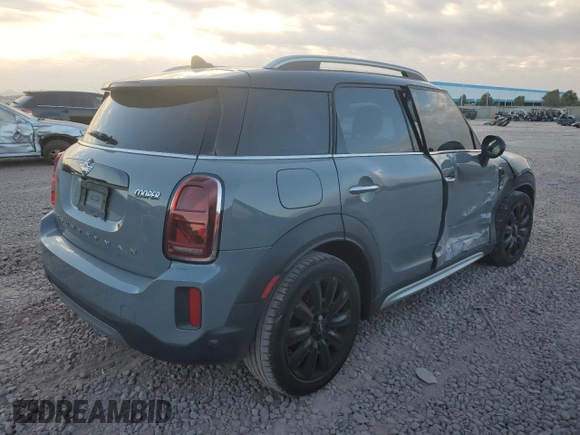 2021 MINI Countryman Oxford Edition with VIN WMZ23BR04M3M78201, listed as a Copart auction lot 87664925 with 42,151 mi miles and Salvage Title. Bid and sale history available at carsss.com. Image 3.