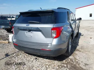 2020 Ford Explorer XLT z VIN 1FMSK7DH2LGA88858, wystawiony jako IAAI lot #41984871 z przebiegiem 79 222 mil mil oraz . Historia ofert i sprzedaży dostępna na DreamBid. Obrazek 4.