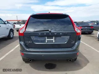 2010 Volvo XC60 3.0T with VIN YV4992DZ8A2120326, listed as a IAAI auction lot 42020822 with 51,911 mi miles. Bid and sale history available at carsss.com. Image 16.
