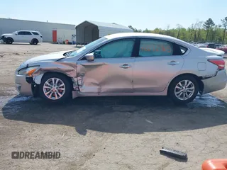 2015 Nissan Altima 2.5 S with VIN 1N4AL3APXFC162806, listed as a IAAI auction lot 42072965 with 56,765 mi miles. Bid and sale history available at carsss.com. Image 14.