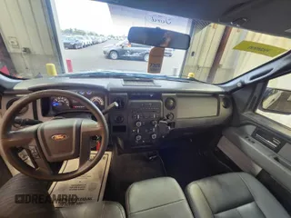 2013 Ford F-150 XL z VIN 1FTMF1CM4DKE18754, wystawiony jako IAAI lot #42844298 z przebiegiem 71 624 mil mil oraz . Historia ofert i sprzedaży dostępna na DreamBid. Obrazek 13.