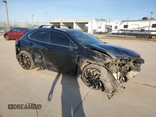 2021 Lexus UX 250h z VIN JTHX9JBH0M2054209, wystawiony jako Copart lot #45482125 z przebiegiem Nie podano mil oraz Szkoda całkowita • Salvage title. Historia ofert i sprzedaży dostępna na DreamBid. Obrazek 4.