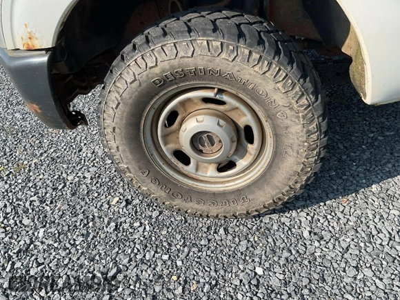 2013 Ford F-250 XL with VIN 1FDBF2B60DEA26915, listed as a IAAI auction lot 42674430 with 111,183 mi miles and . Bid and sale history available at DreamBid. Image 10.