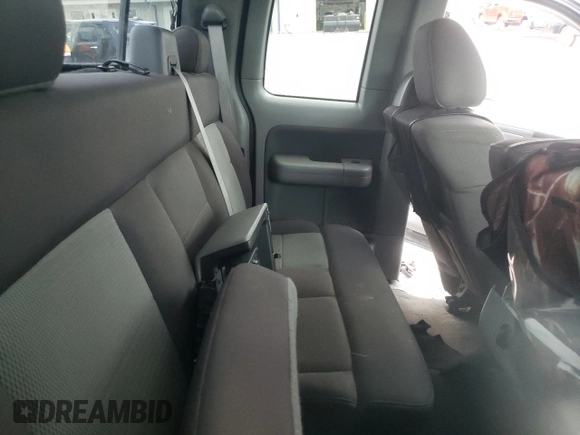 2006 Ford F-150 XLT z VIN 1FTPX14546NA16865, wystawiony jako Copart lot #58276505 z przebiegiem 225 118 mil mil oraz Szkoda całkowita • Salvage title. Historia ofert i sprzedaży dostępna na DreamBid. Obrazek 10.