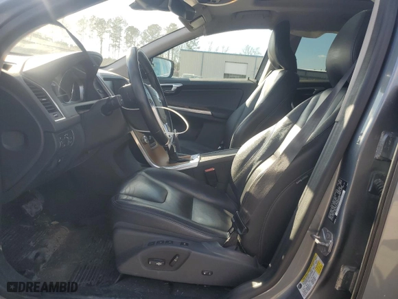 2017 Volvo XC60 Inscription with VIN YV440MRU8H2226105, listed as a Copart auction lot 48654505 with 93,682 mi miles and Salvage Title. Bid and sale history available at carsss.com. Image 7.