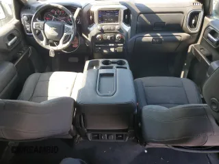 2020 Chevrolet Silverado 1500 LT with VIN 3GCUYDED9LG314646, listed as a Copart auction lot 48405025 with 108,215 mi miles and Salvage Title. Bid and sale history available at DreamBid. Image 8.