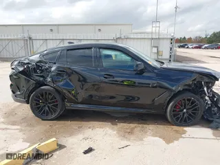 2022 BMW X6 xDrive40i with VIN 5UXCY6C01N9K61756, listed as a IAAI auction lot 41083429 with 53,132 mi miles. Bid and sale history available at carsss.com. Image 14.