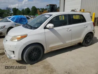 2008 Scion xD z VIN JTKKU10498J019764, wystawiony jako Copart lot #58905765 z przebiegiem Nie podano mil oraz Tytuł czysty. Historia ofert i sprzedaży dostępna na DreamBid. Obrazek 1.