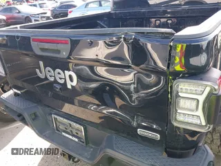 2020 Jeep Gladiator Overland with VIN 1C6HJTFG2LL149056, listed as a IAAI auction lot 41524168 with 113,503 mi miles and . Bid and sale history available at DreamBid. Image 17.
