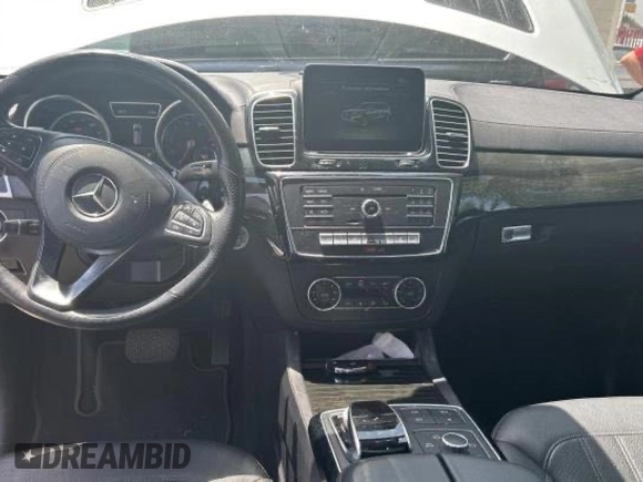 2017 Mercedes-Benz GLS 450 with VIN 4JGDF6EE4HA953223, listed as a Copart auction lot 62134035 with 67,209 mi miles and Clean title. Bid and sale history available at DreamBid. Image 9.