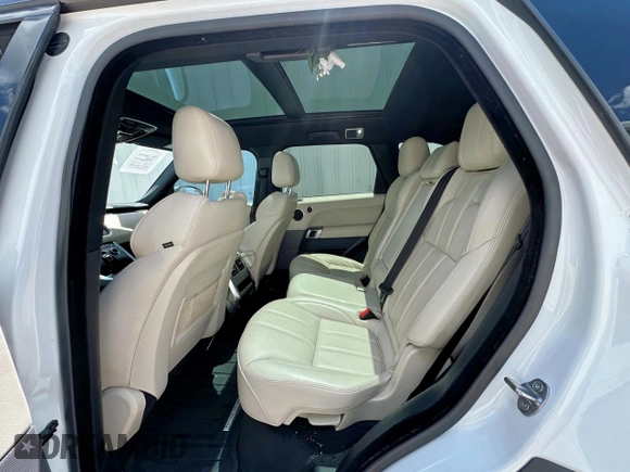 2016 Land Rover Range Rover Sport HSE with VIN SALWR2VF0GA552913, listed as a Copart auction lot 62614315 with 104,414 mi miles and Clean title. Bid and sale history available at DreamBid. Image 6.