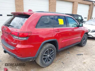 2018 Jeep Grand Cherokee Trailhawk с VIN 1C4RJFLT2JC105507, выставлен на аукционе IAAI как лот 42388383 с пробегом 67 725 миль миль и . История ставок и продаж доступна на DreamBid. Изображение 4.