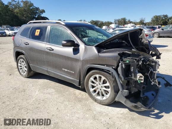 2018 Jeep Cherokee Latitude Plus with VIN 1C4PJLLX2JD563485, listed as a Copart auction lot 45636165 with 69,238 mi miles and Salvage Title. Bid and sale history available at DreamBid. Image 4.