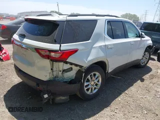 2020 Chevrolet Traverse LT Cloth z VIN 1GNERGKW1LJ123026, wystawiony jako IAAI lot #42289724 z przebiegiem 95 065 mil mil oraz . Historia ofert i sprzedaży dostępna na DreamBid. Obrazek 4.
