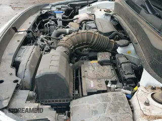2024 Kia Seltos SX z VIN KNDETCA7XR7507535, wystawiony jako IAAI lot #42634085 z przebiegiem 20 471 mil mil oraz . Historia ofert i sprzedaży dostępna na DreamBid. Obrazek 19.