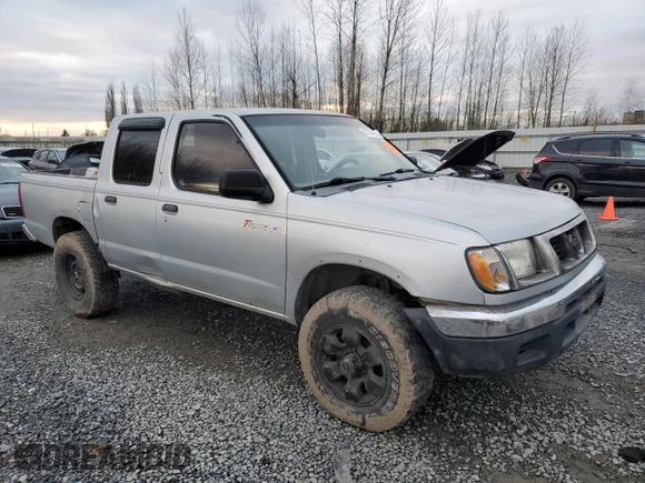 2000 Nissan Frontier XE z VIN 1N6ED27Y8YC368144, wystawiony jako Copart lot #87784565 z przebiegiem Nie podano mil oraz Czysty tytuł • Clean title. Historia ofert i sprzedaży dostępna na DreamBid. Obrazek 4.